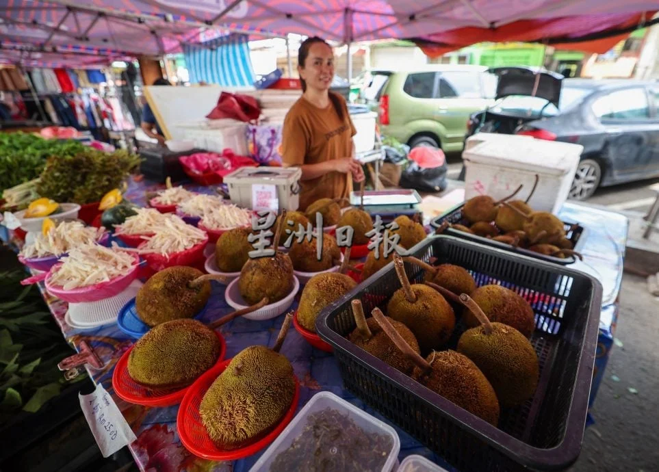 星角摄/图说大马:小婆罗洲市集热闹非凡