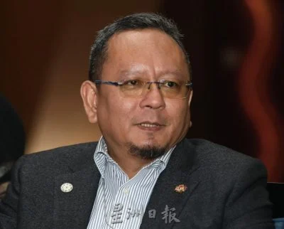 大马兽医理事会设新注册门槛 海外兽医系毕业生需持SPM马来文历史C等