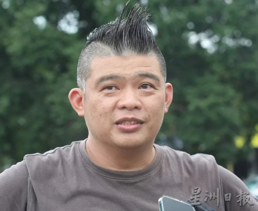 综合下报纸//史里肯邦安批发市场大火连环炸响·135消拯员熬夜灌救扑灭火势