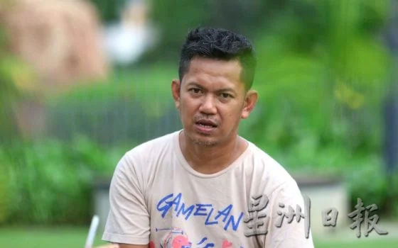 虎头面具 印尼爪哇传统舞剧-Reog Ponorogo-巴隆舞-Barongan