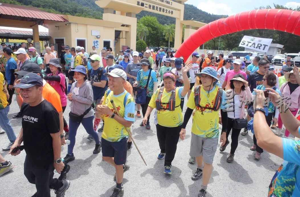 【暖势力】|近打雨林捷兔挑战赛 82岁老将挑战21公里山径