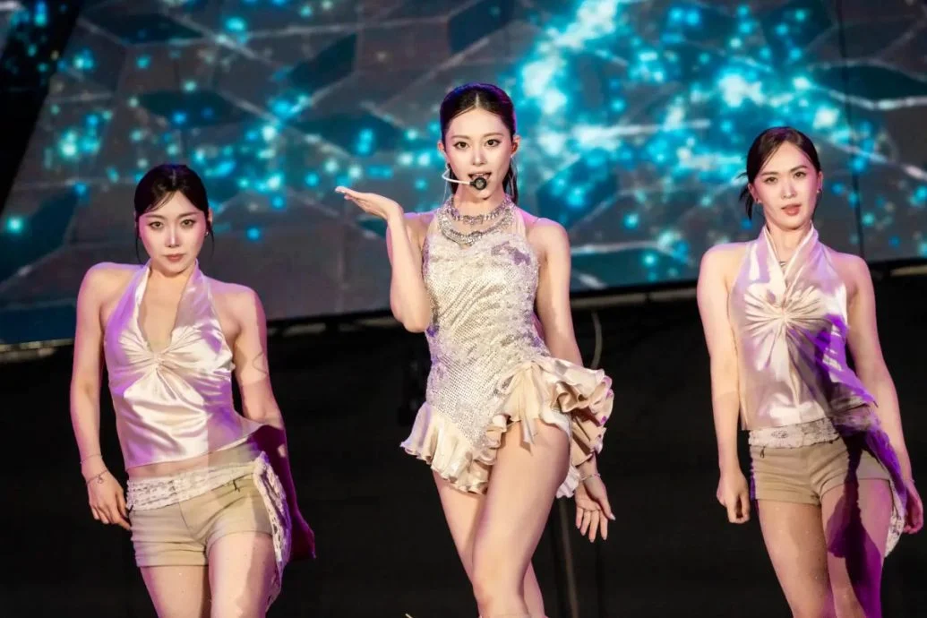 TWICE周子瑜被爆不续约 JYP急发声留人:还没确定