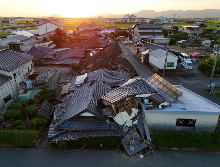 《熊本强震》19岁青年两度冲进瓦砾堆救回两命