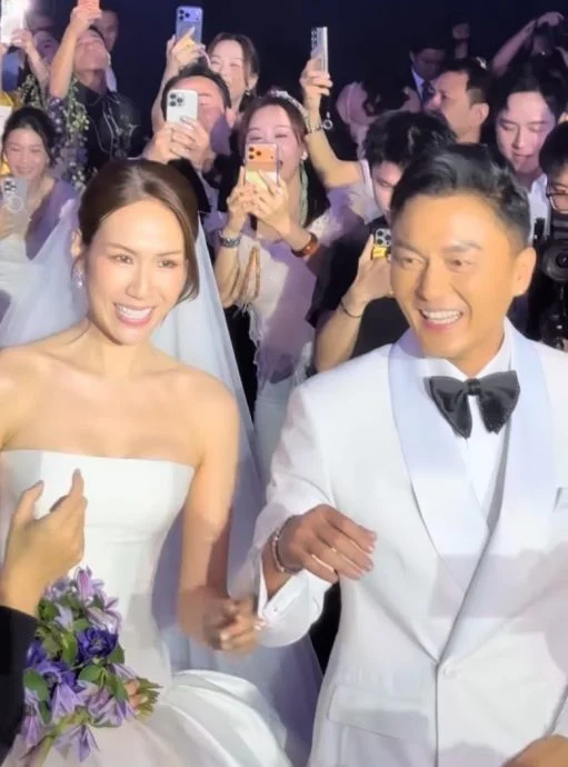 庄思明AI重现亡父祝福视频 杨明感谢妻子陪伴低潮