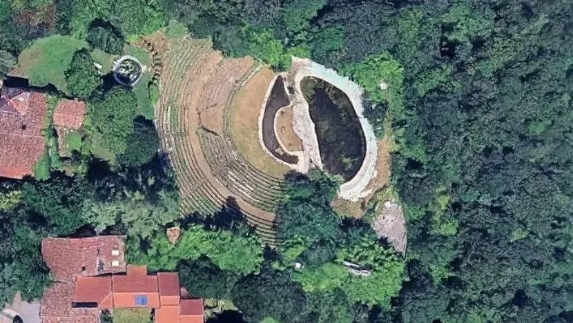 拼盘)意大利男建“古罗马遗址” 骗游客20多年终判刑