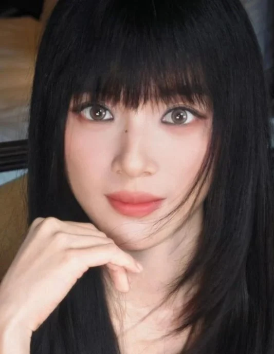烟熏妆暴击网民!《给阿嬷的情书》李思潼被嘲灵气全无
