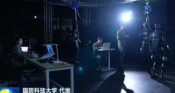 解放军建军99周年 罕见释出人形机器士兵测试画面