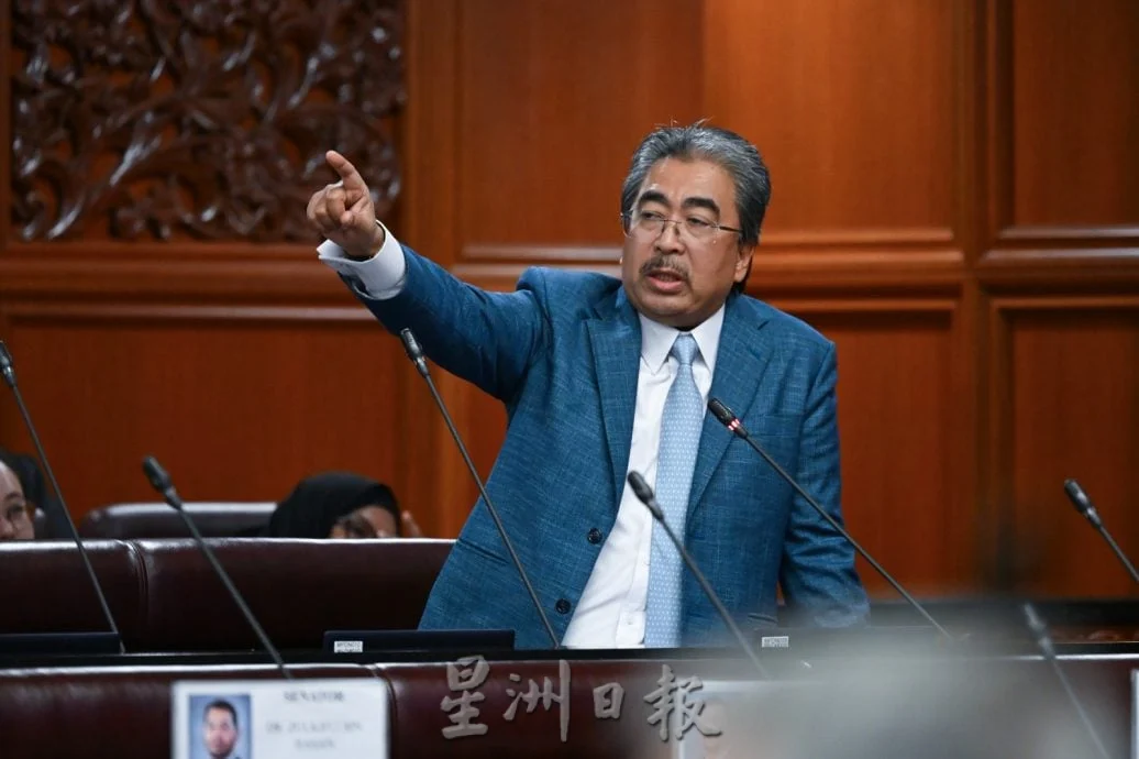 佐哈利:探讨向每辆电动车收费 纳入公共充电设施基金