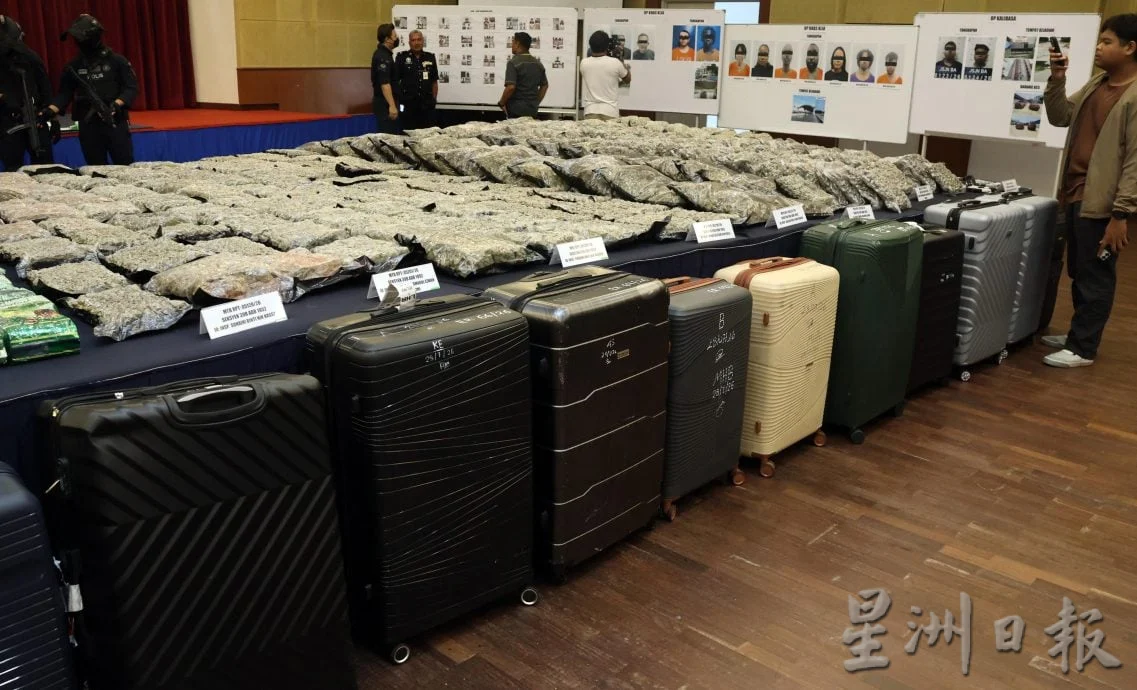 打击机场跨国运毒活动·警5天取缔捕13毒骡 起逾2000万毒品
