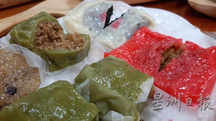 艾草粄（草仔粿）口感软，是成功镇老饕们最爱的古早味米食点心。