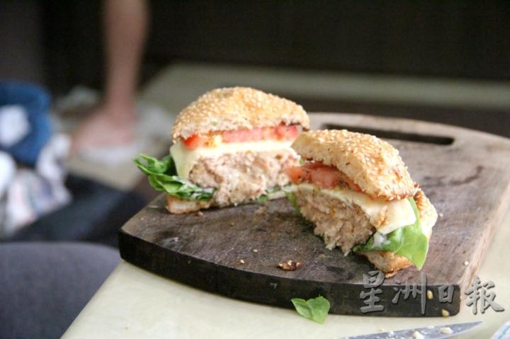 Phuture Foods去年率先进军香港市场销售特制的人造猪肉测试水温。该公司今年3月底会在新加坡推出自研的植物肉产品——Phuture肉碎（Phuture Minced Meat）。（图：受访者提供）