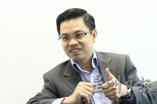 尽管许多人寄望疫情之后会出现“报复性消费”现象以为市场“回血”,但蔡兆源认为马来西亚人的消费能力不强,还有很多人处于低收入的水平,因此在马来西亚“报复性消费”的可能不大。(图:档案照片) 尽管许多人寄望疫情之后会出现“报复性消费”现象以为市场“回血”,但蔡兆源认为马来西亚人的消费能力不强,还有很多人处于低收入的水平,因此在马来西亚“报复性消费”的可能不大。(图:档案照片)