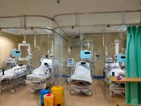 ICU床位宣告满员,双溪毛糯医院挪出部分急诊部改成临时ICU。(图片来自:卫生部官方脸书)