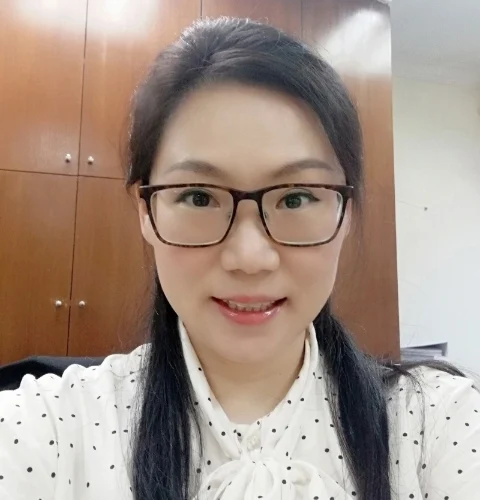 余美婷:通识教育是不可或缺的环节,否则大学教育只是在生产机械人而已。 余美婷:通识教育是不可或缺的环节,否则大学教育只是在生产机械人而已。
