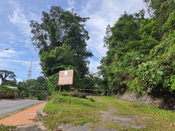 邦斐路有一个大水库,用以储存马当送来的自来水。(图:蔡羽)