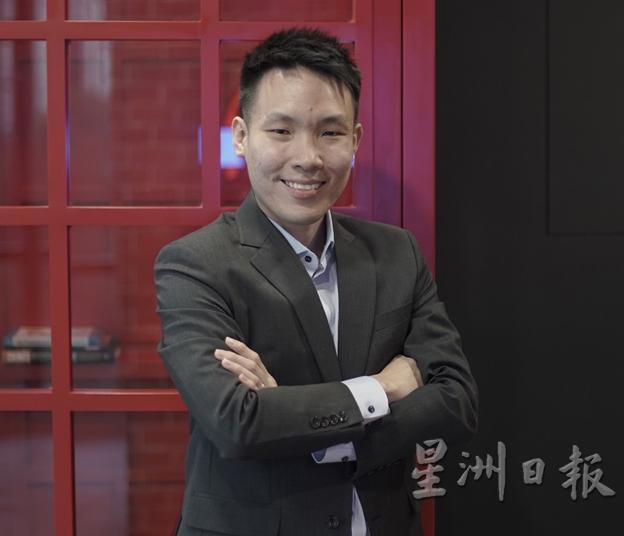 马伟权说,投资以前,最好规划出一个全方位的投资组合。无论手机投资或网上交易,这些都是属于自己的一个长远财务规划。 马伟权说,投资以前,最好规划出一个全方位的投资组合。无论手机投资或网上交易,这些都是属于自己的一个长远财务规划。