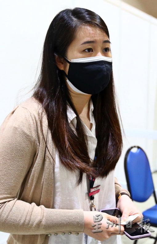 陈丽莎指出,疫苗有剩的原因包括:没有依约出席、因健康问题当场被医生建议暂缓接种,或最后一刻拒绝接种。 陈丽莎指出,疫苗有剩的原因包括:没有依约出席、因健康问题当场被医生建议暂缓接种,或最后一刻拒绝接种。
