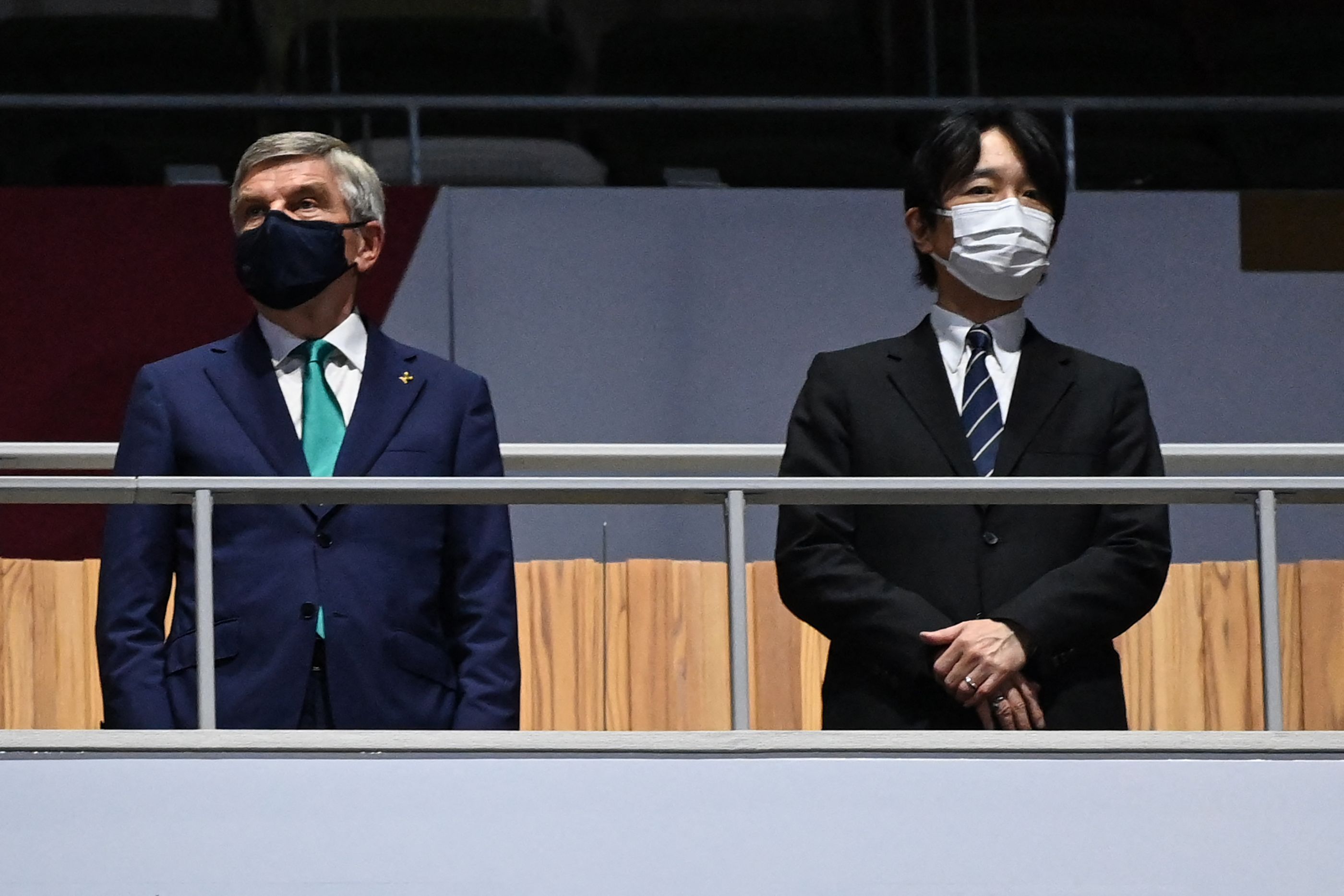 国际奥委会会长巴赫(左)与日本德仁天皇,都出席了东京奥运会闭幕式。(法新社照片)
国际奥委会会长巴赫(左)与日本德仁天皇,都出席了东京奥运会闭幕式。(法新社照片)